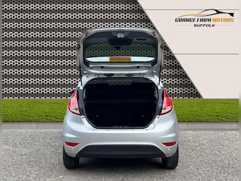 Used Ford Fiesta 2014 for sale - 79054076: Photo