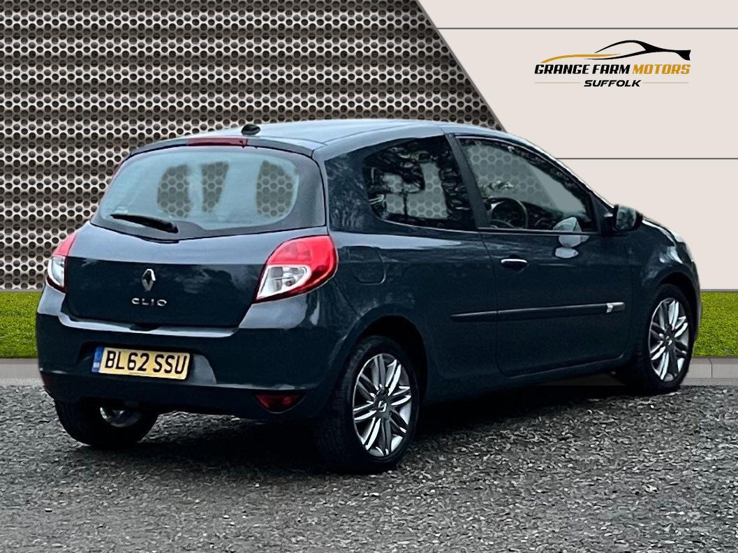 Used Renault Clio 2012 for sale - 76948932: Photo 17