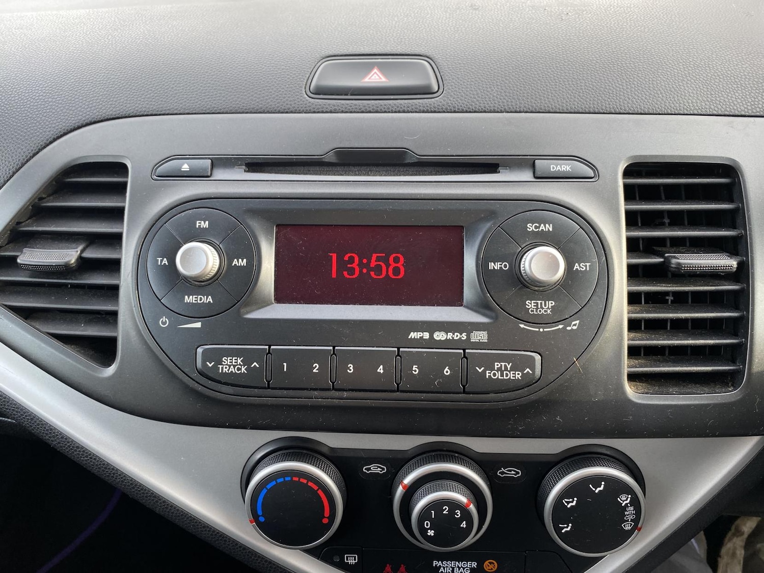 Used Kia Picanto 2012 for sale - 77357649: Photo 17