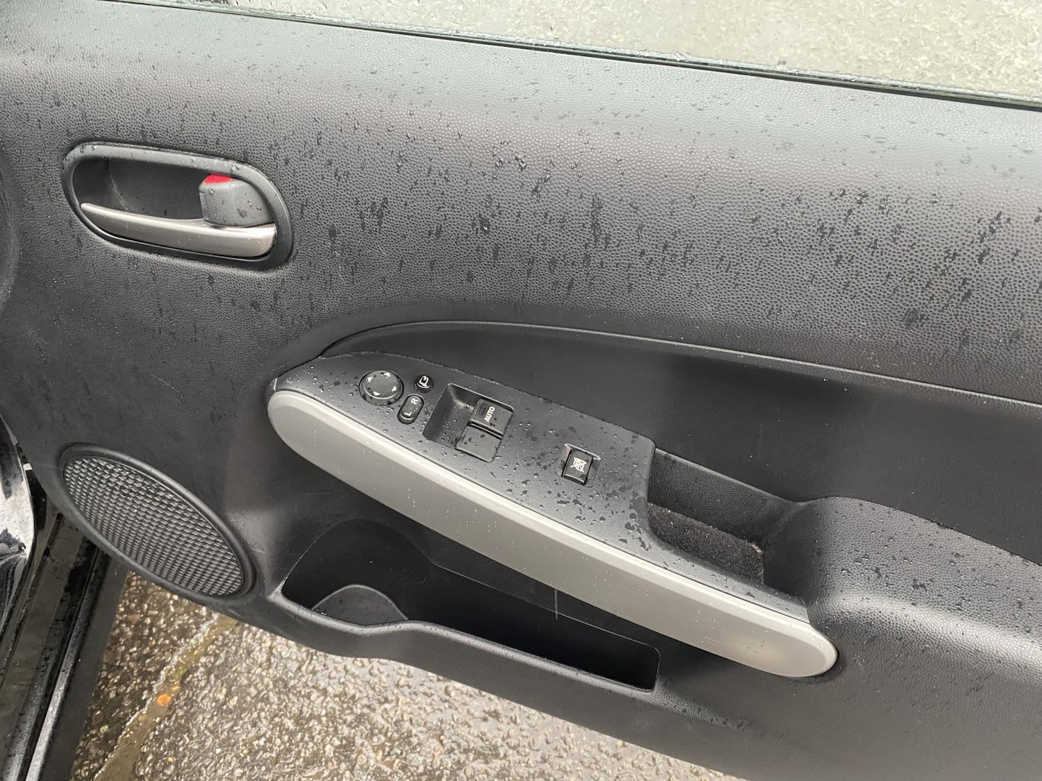 Used Mazda Mazda2 2012 for sale - 77791325: Photo 28