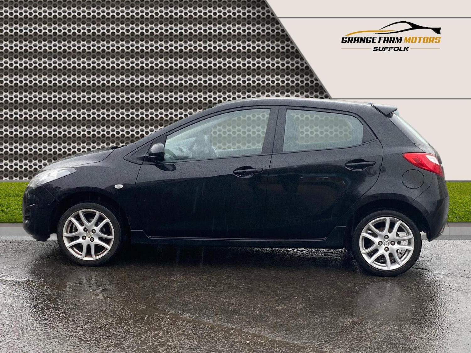 Used Mazda Mazda2 2012 for sale - 77791325: Photo 5