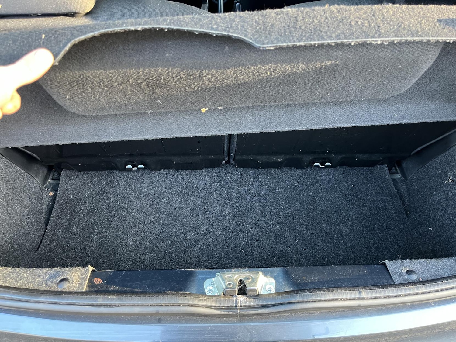 Used Peugeot 107 2014 for sale - 76945850: Photo 14