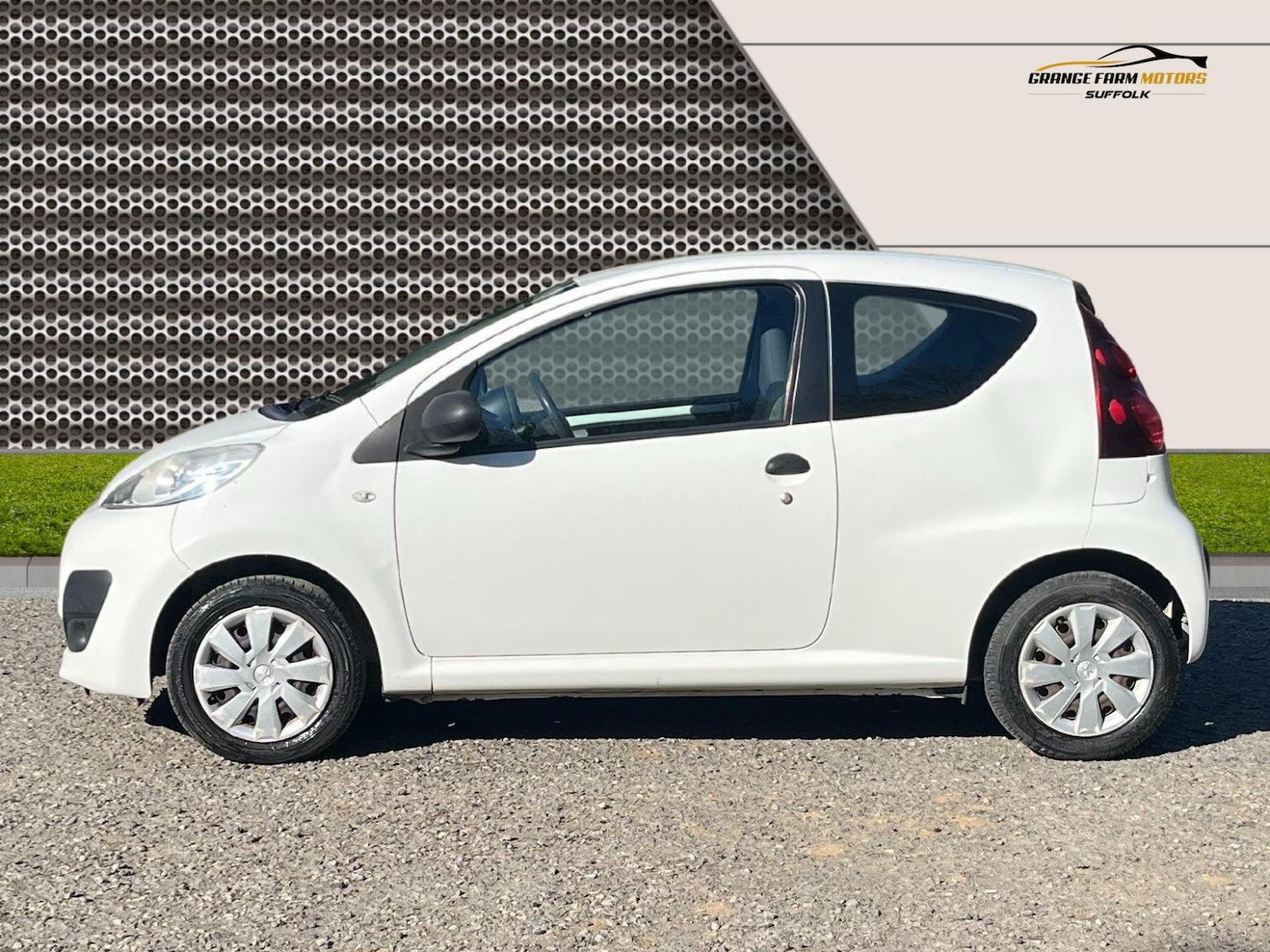 Used Peugeot 107 2013 for sale - 78156428: Photo 2