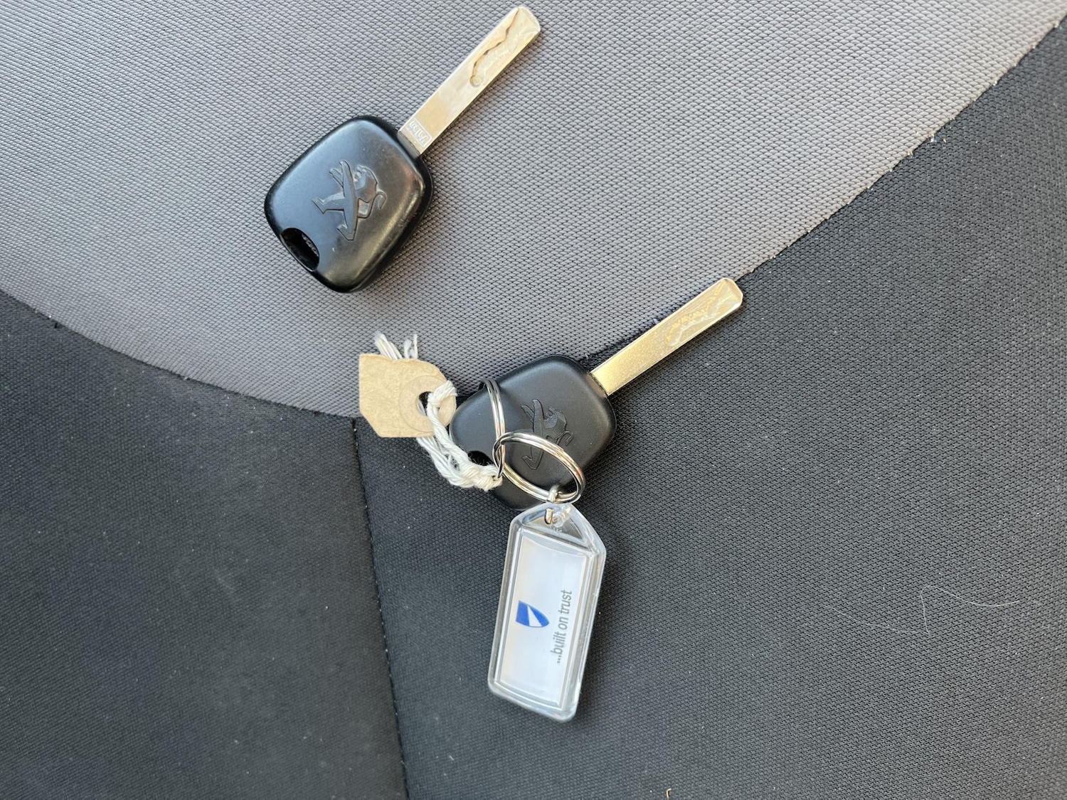 Used Peugeot 107 2013 for sale - 78156428: Photo 32