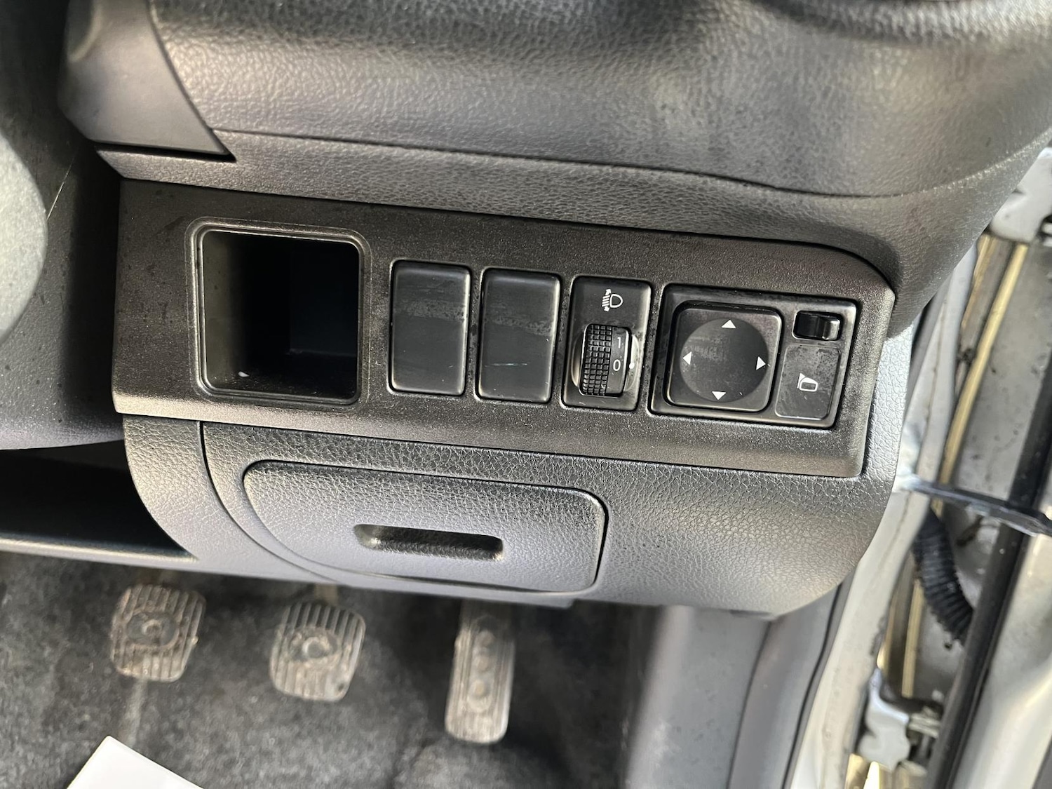 Used Nissan Note 2010 for sale - 77132829: Photo 24