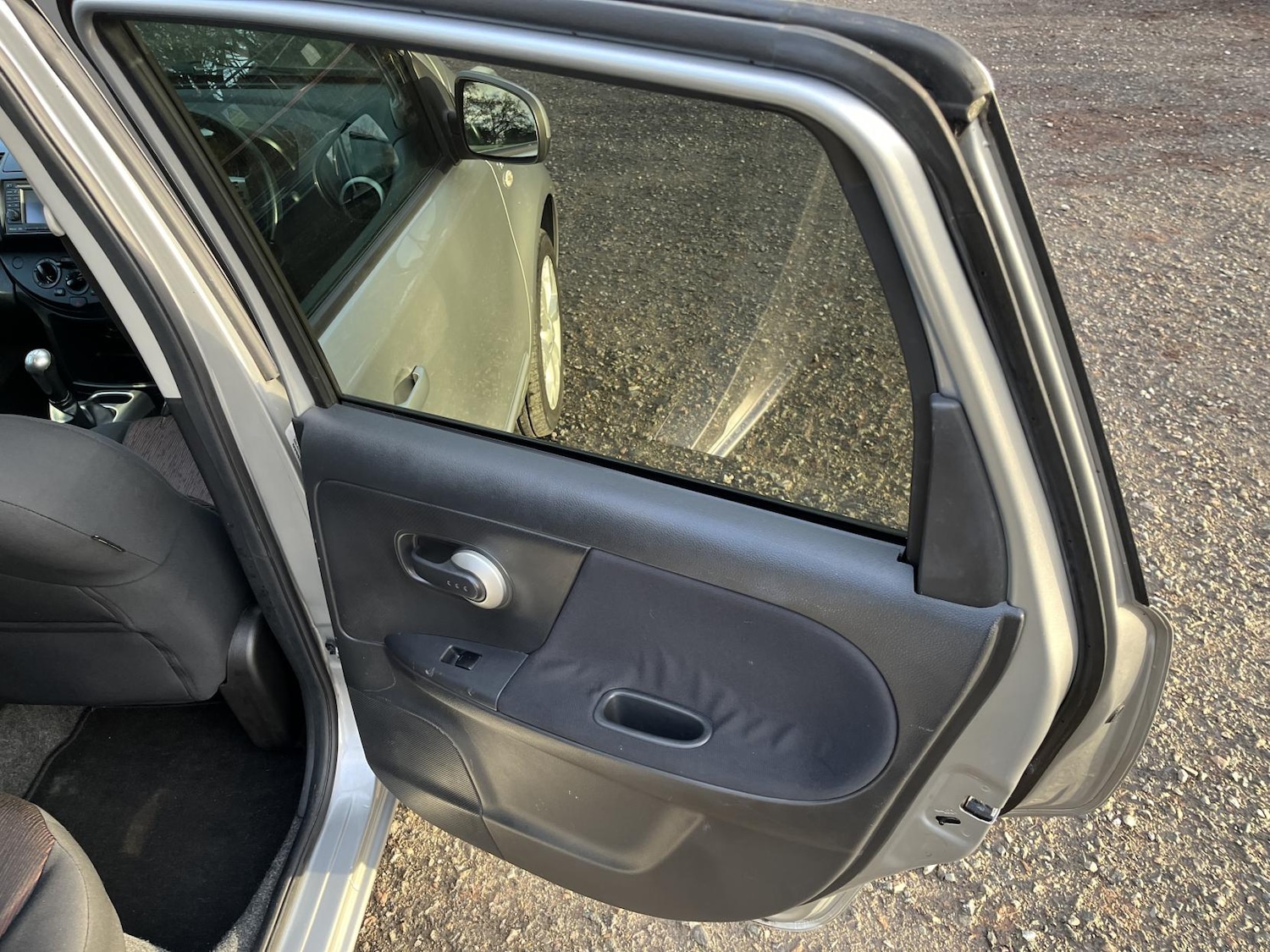 Used Nissan Note 2010 for sale - 77132829: Photo 25