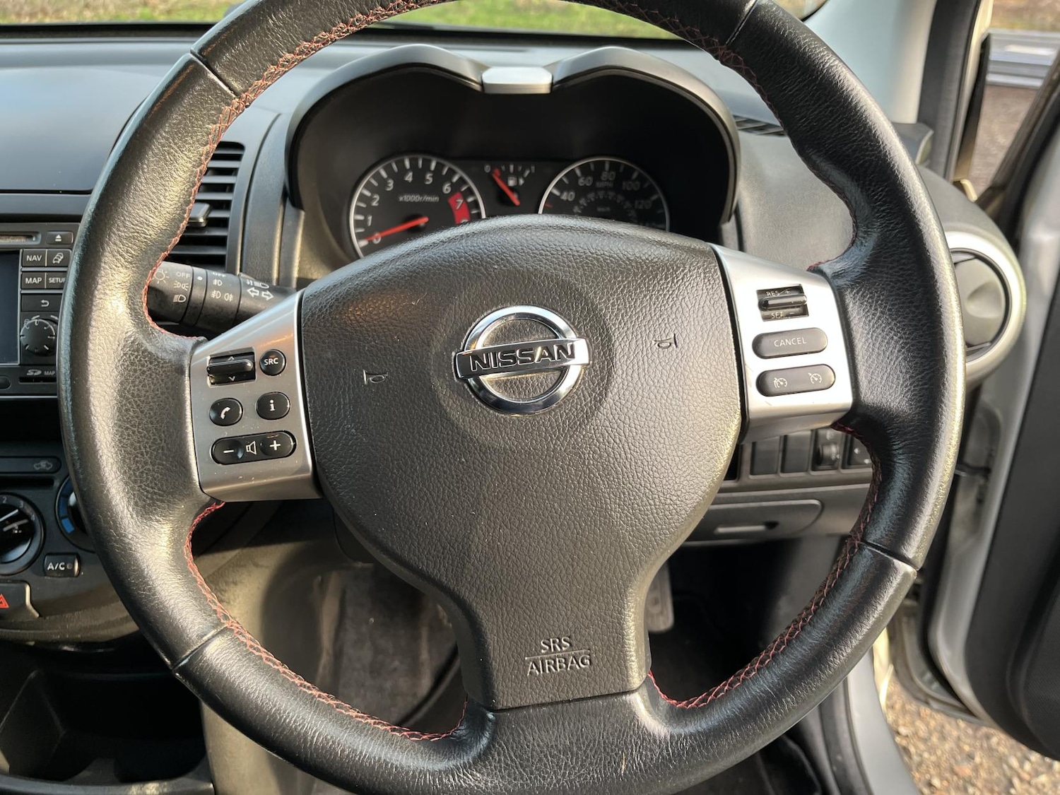 Used Nissan Note 2010 for sale - 77132829: Photo 35