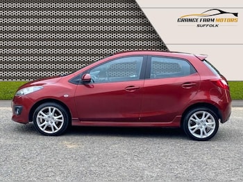 Used Mazda Mazda2 2010 for sale - 79548539: Photo