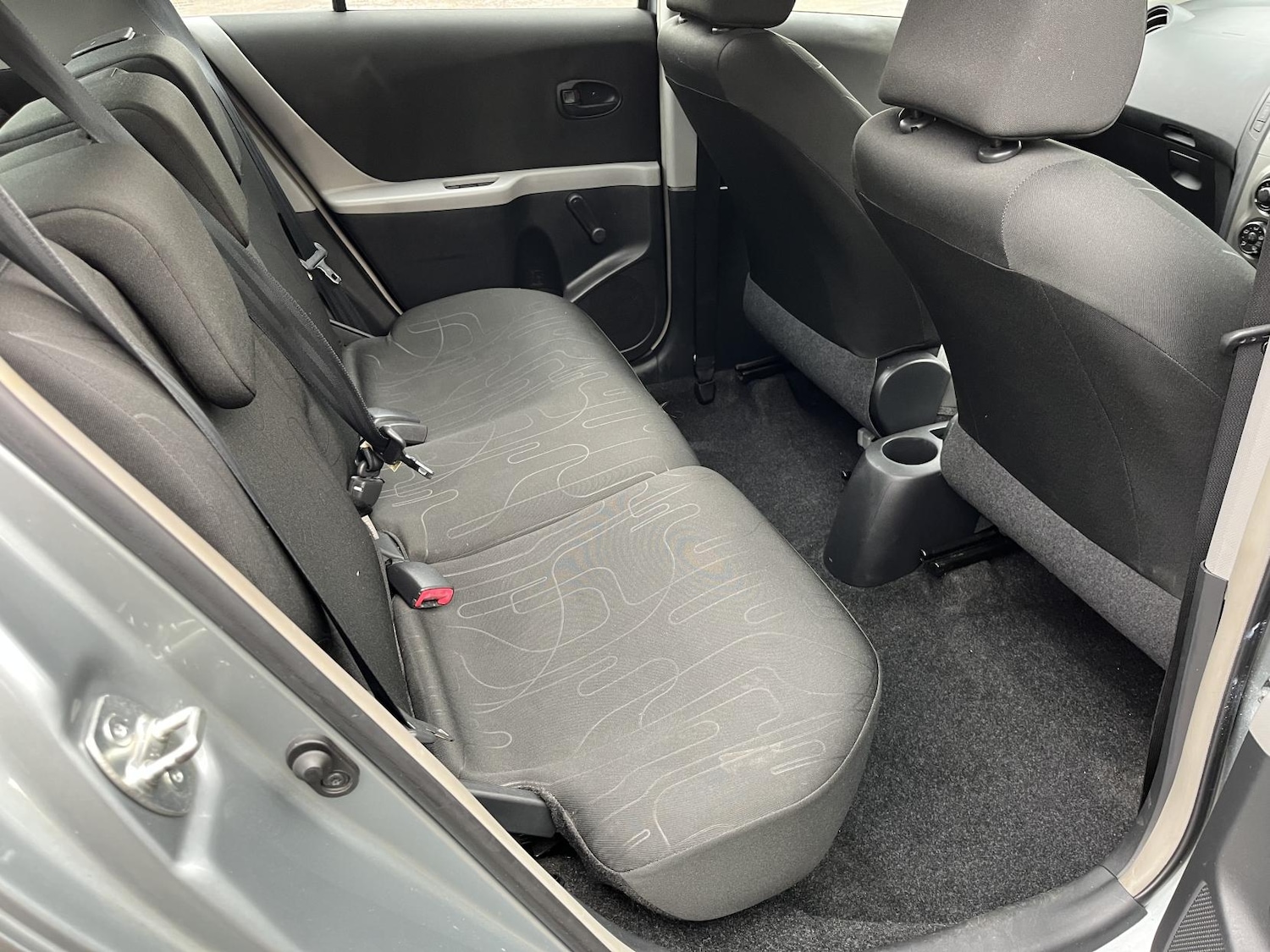 Used Toyota Yaris 2009 for sale - 76975387: Photo 12