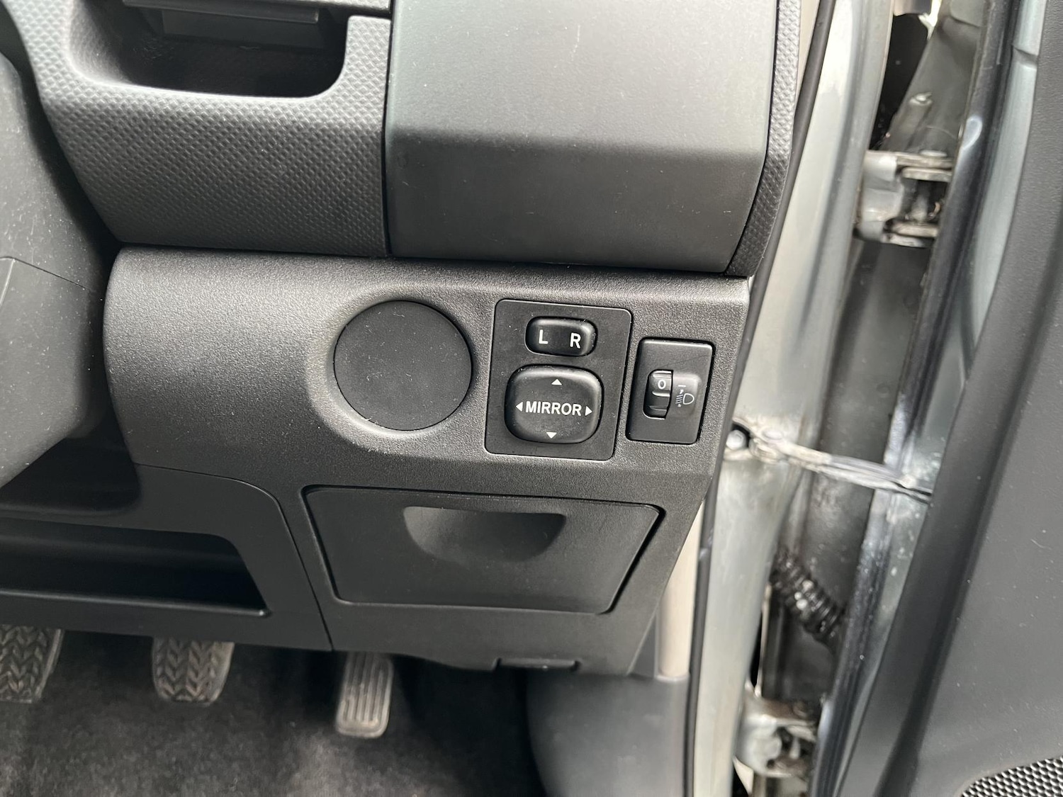 Used Toyota Yaris 2009 for sale - 76975387: Photo 30