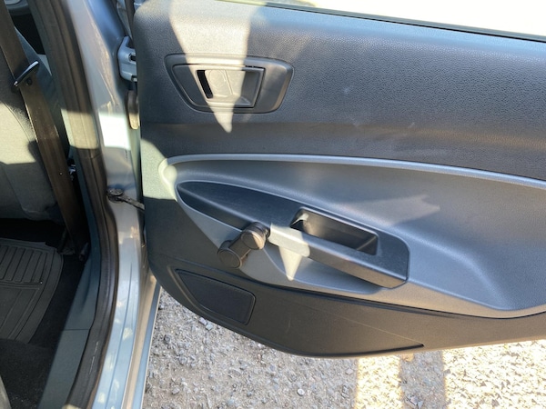 Used Ford Fiesta 2009 for sale - 76143180: Photo 38