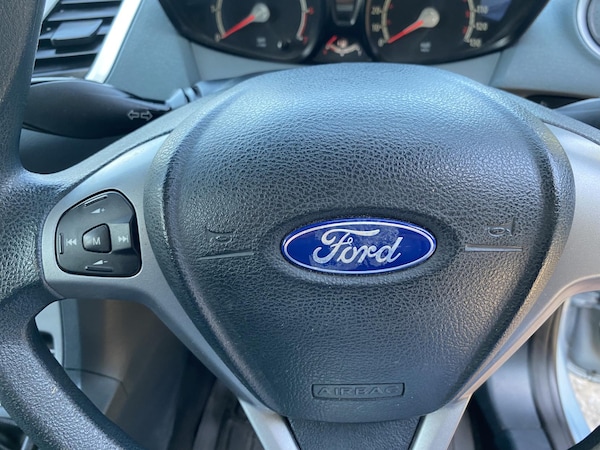 Used Ford Fiesta 2009 for sale - 76143180: Photo 48