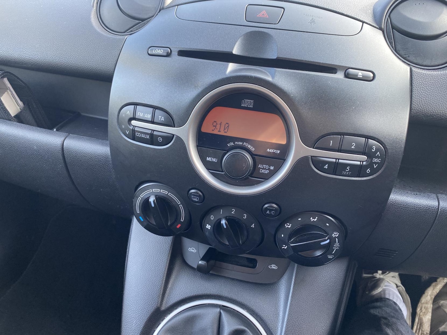 Used Mazda Mazda2 2010 for sale - 77581577: Photo 34