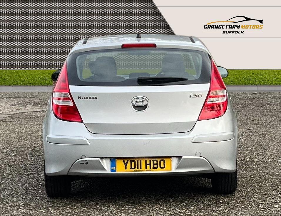 Used Hyundai i30 2011 for sale - 77584941: Photo 7