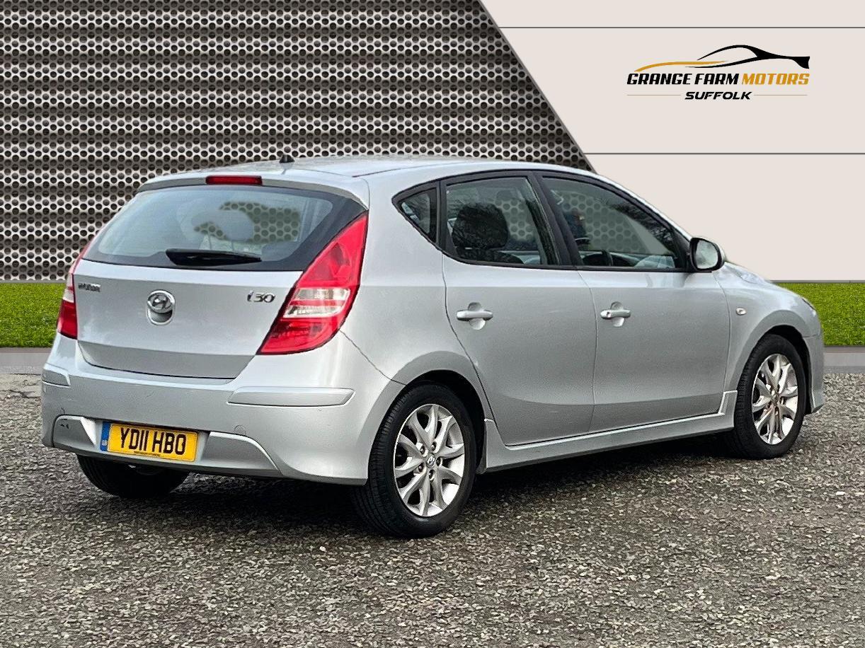 Used Hyundai i30 2011 for sale - 77584941: Photo 8