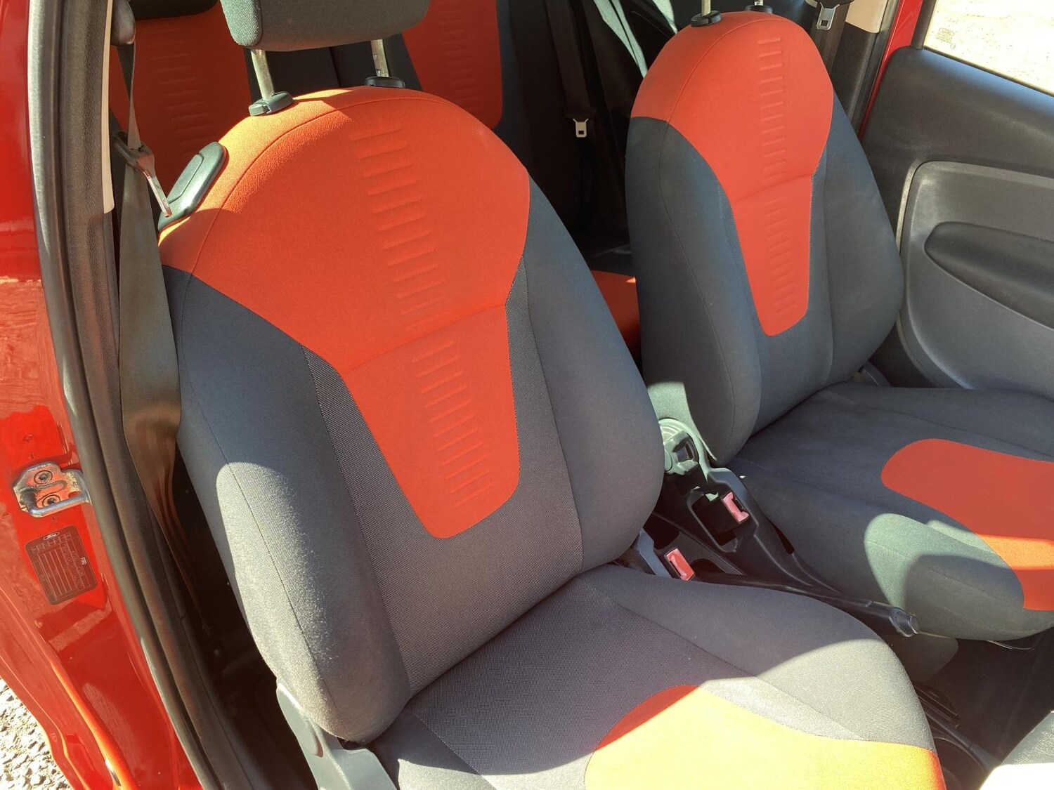 Used Ford Ka 2015 for sale - 78180413: Photo 24