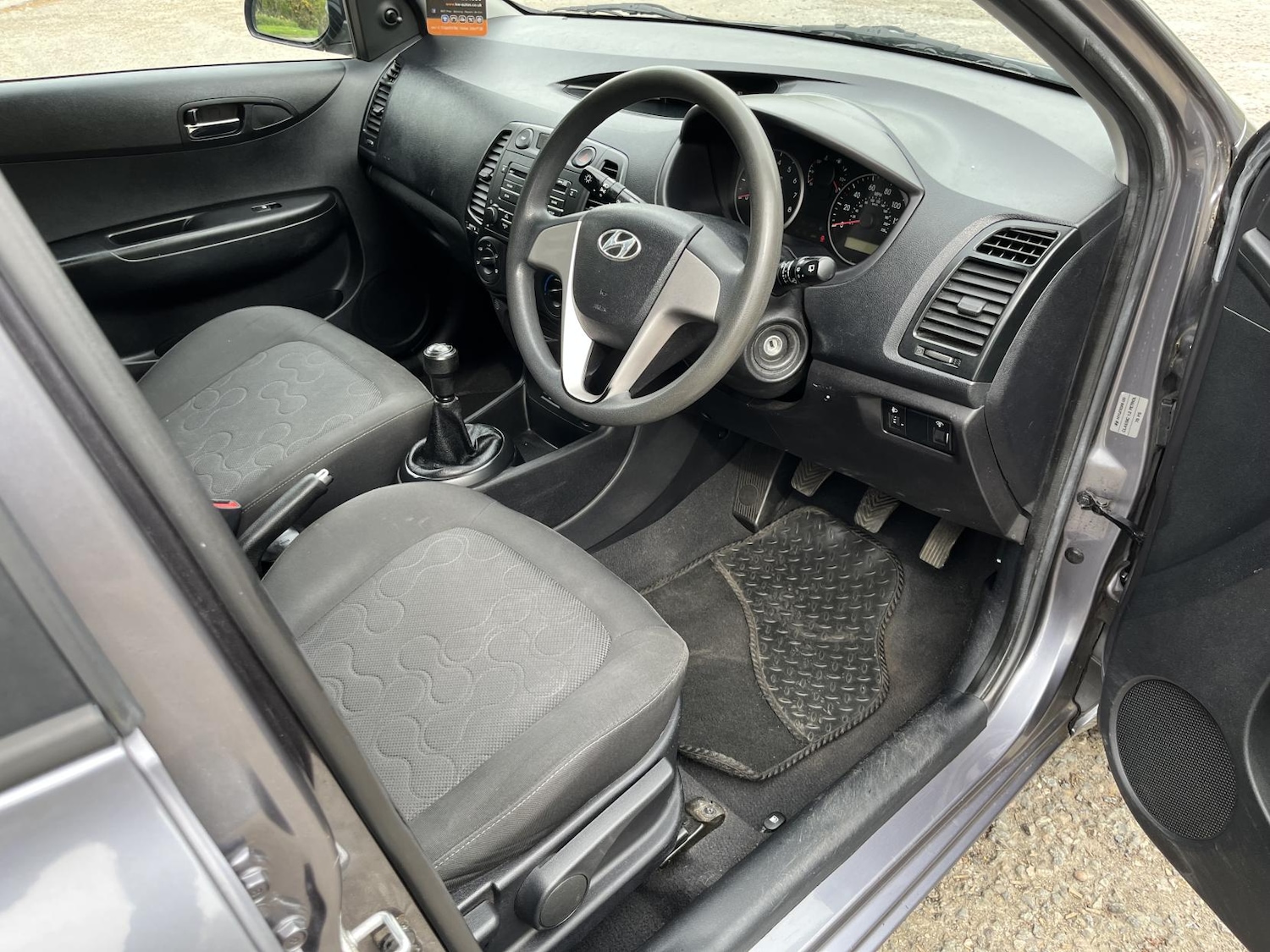 Used Hyundai i20 2009 for sale - 78180424: Photo 25