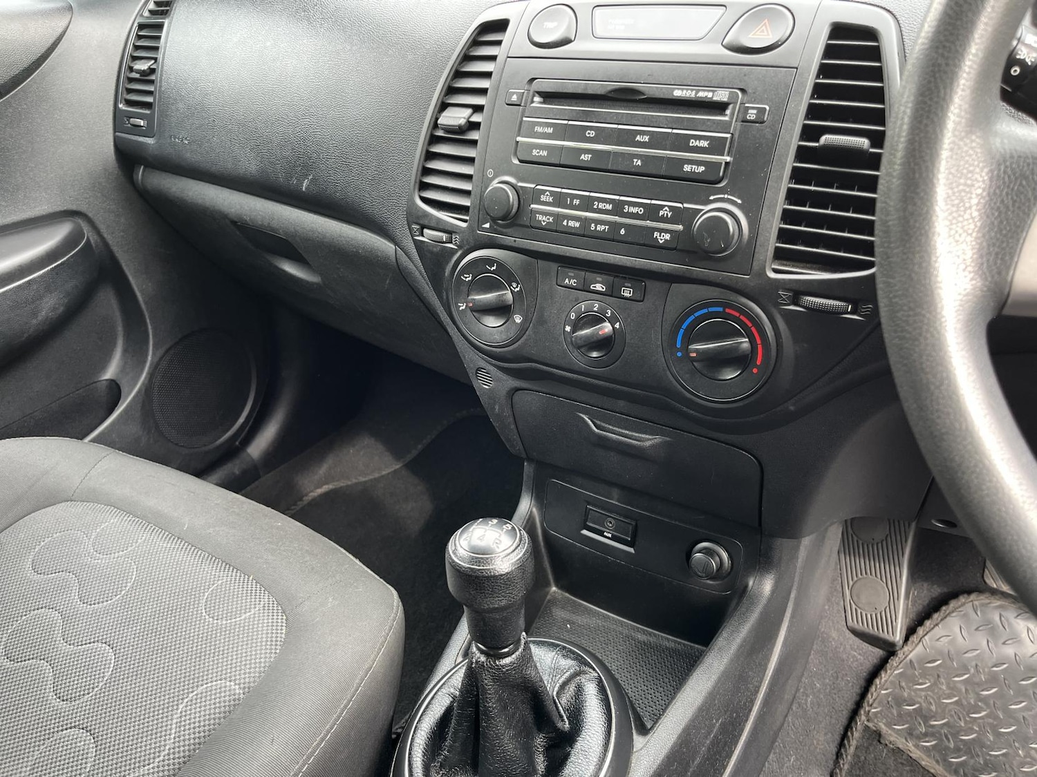 Used Hyundai i20 2009 for sale - 78180424: Photo 28