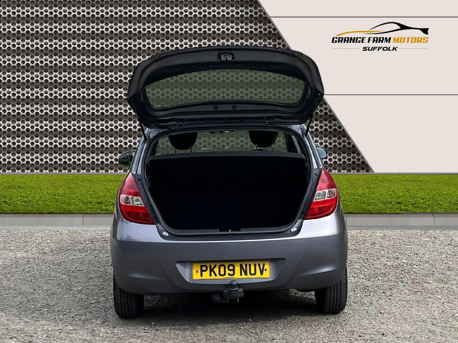 Used Hyundai i20 2009 for sale - 78180424: Photo 8