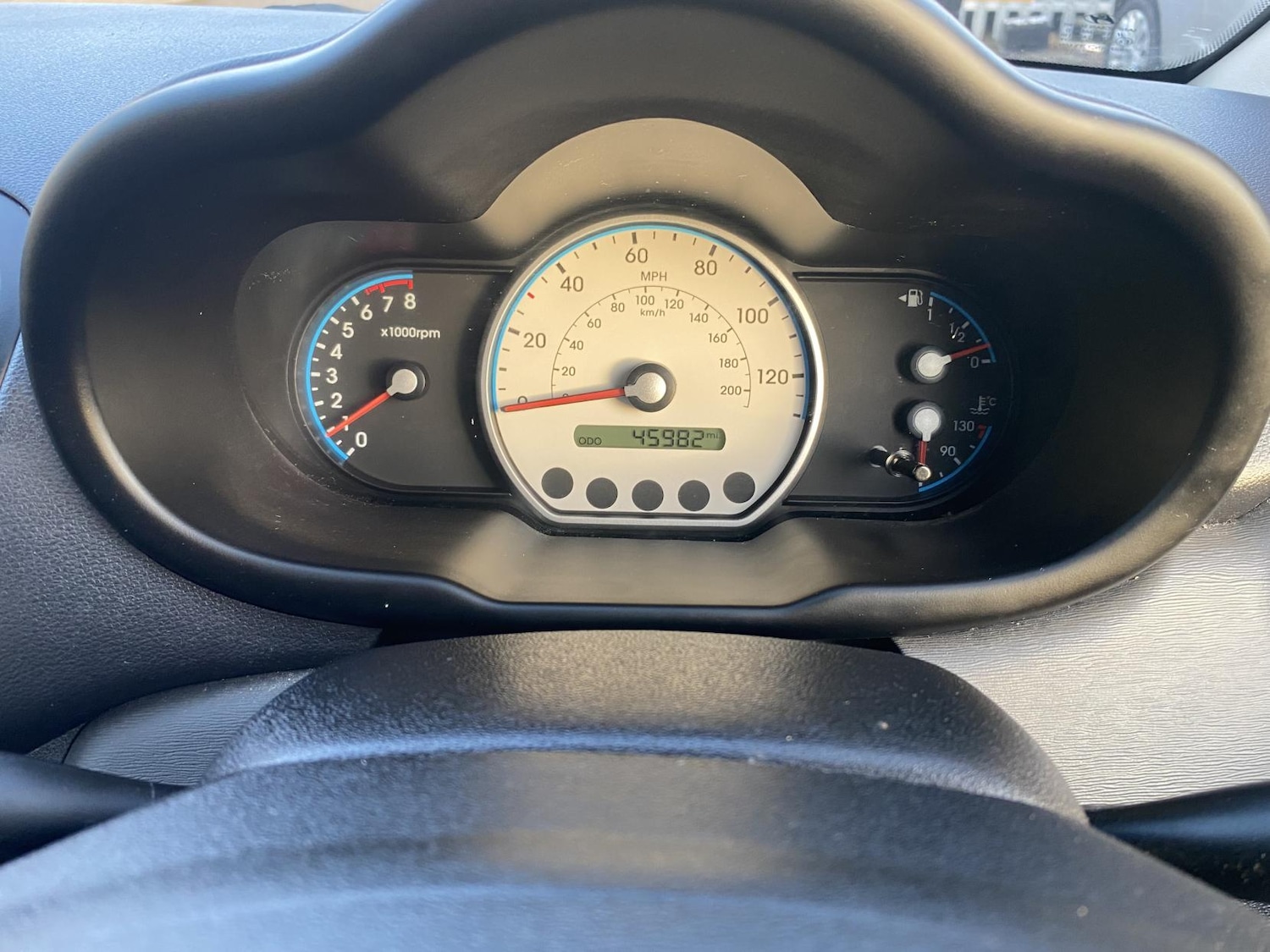 Used Hyundai i10 2011 for sale - 77694707: Photo 28