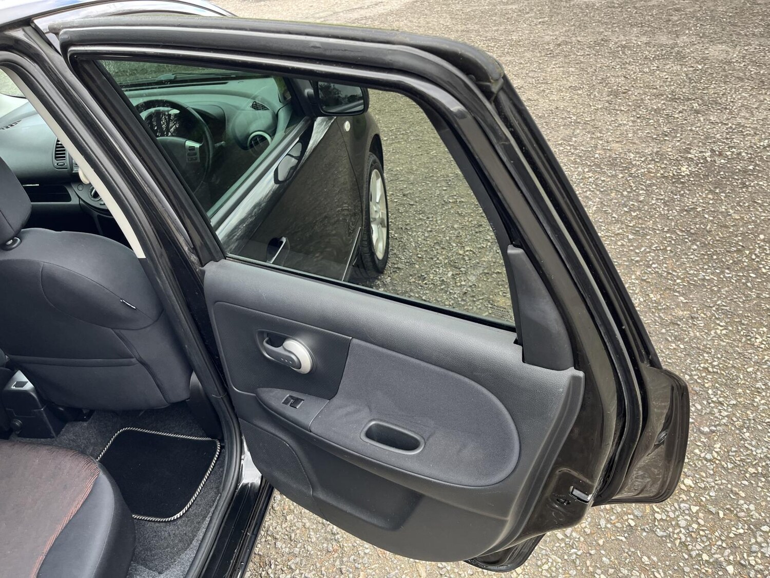 Used Nissan Note 2010 for sale - 77709208: Photo 24