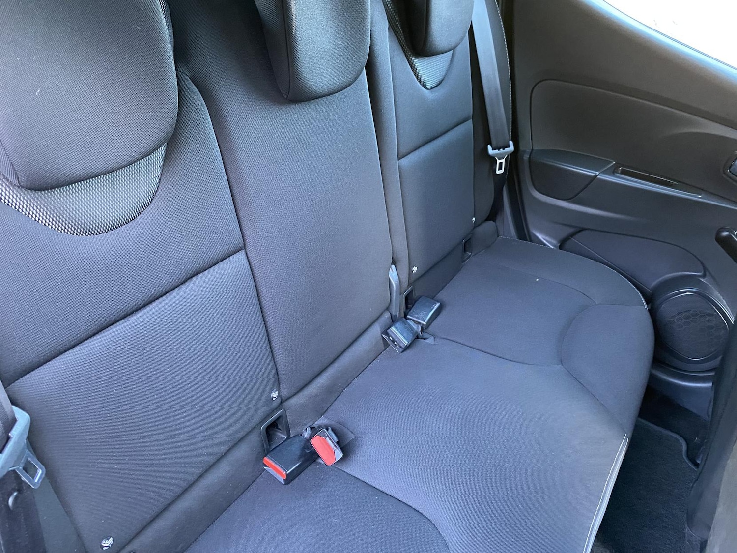Used Renault Clio 2013 for sale - 76370036: Photo 25