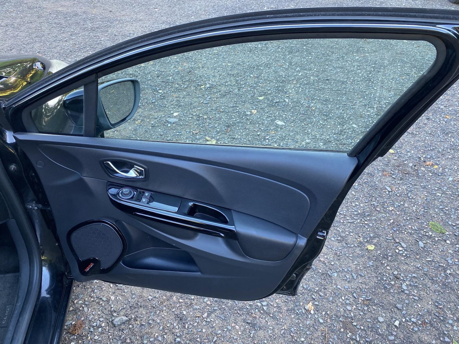 Used Renault Clio 2013 for sale - 76370036: Photo 26
