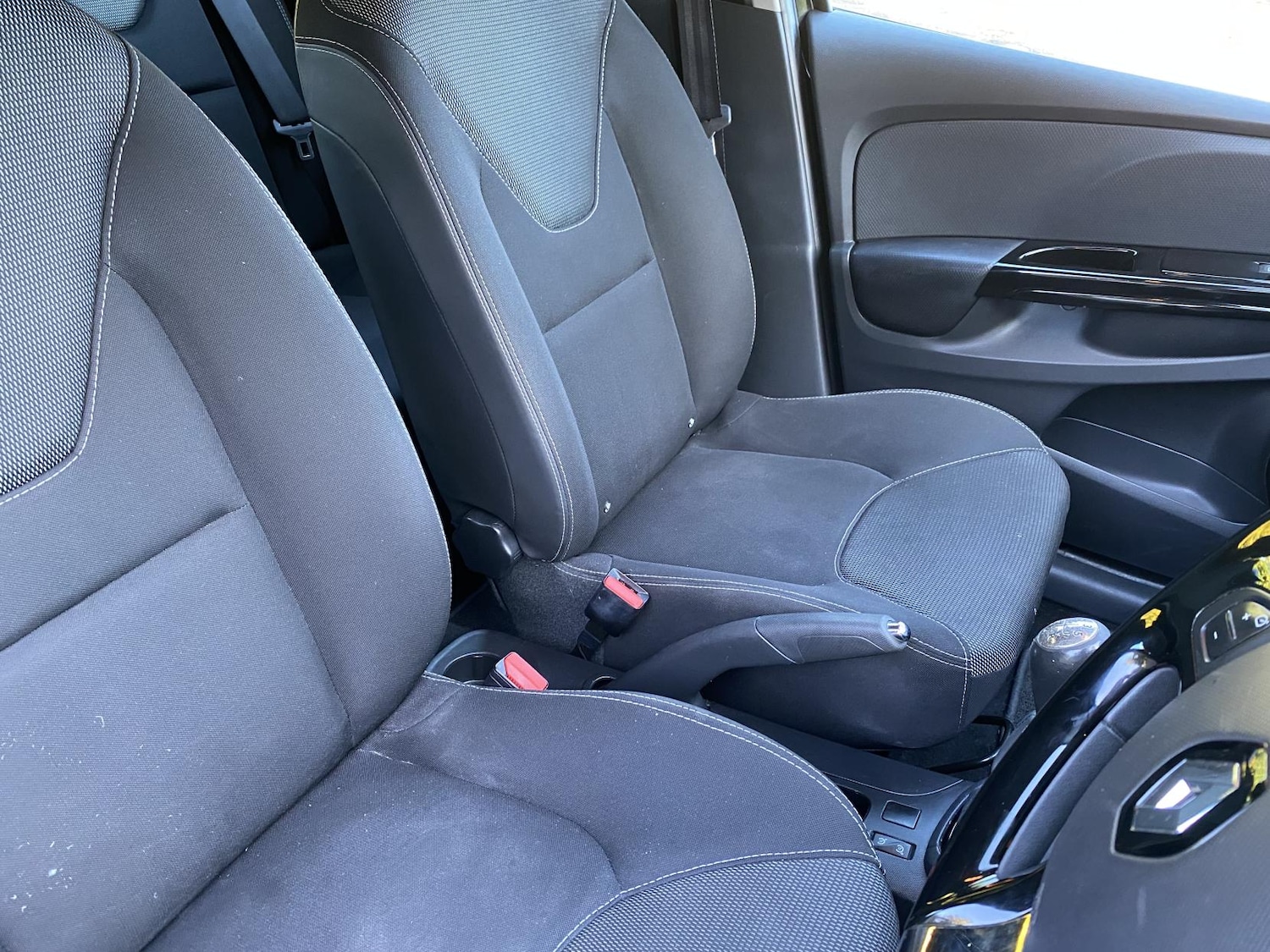 Used Renault Clio 2013 for sale - 76370036: Photo 31