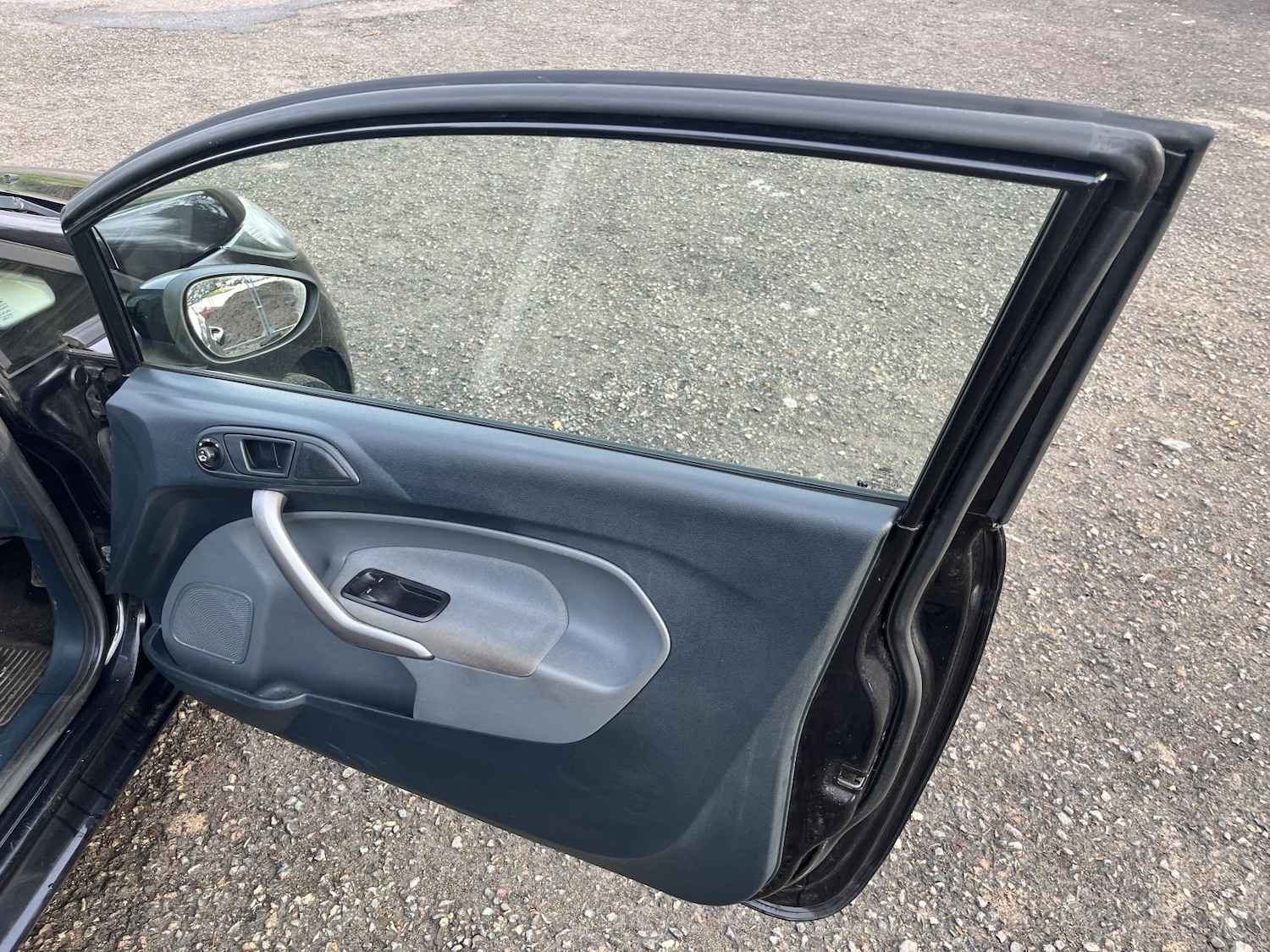 Used Ford Fiesta 2009 for sale - 77357657: Photo 20