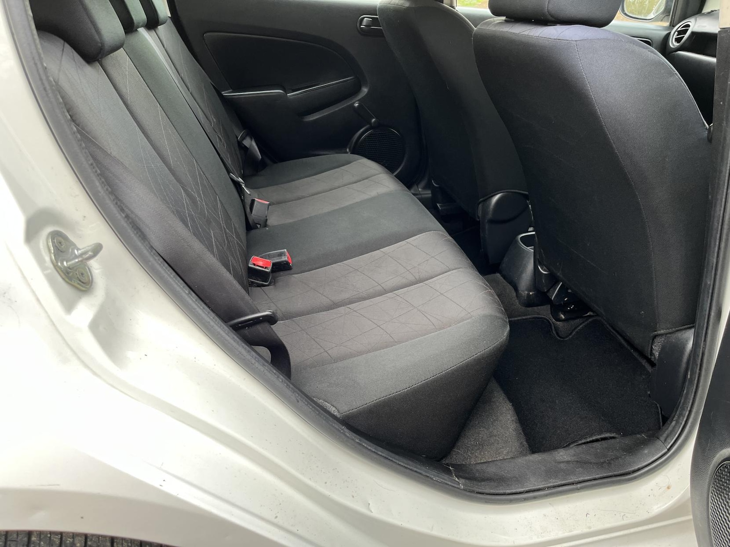 Used Mazda Mazda2 2013 for sale - 77918191: Photo 25