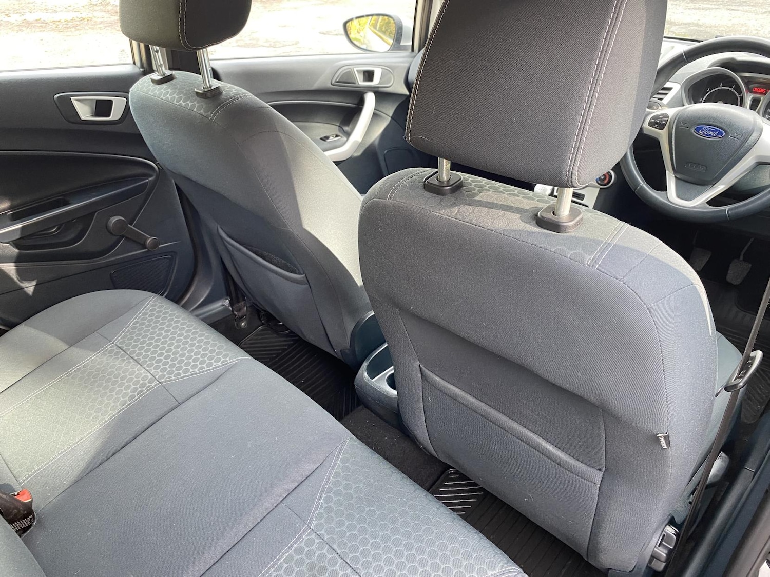 Used Ford Fiesta 2012 for sale - 76397290: Photo 11