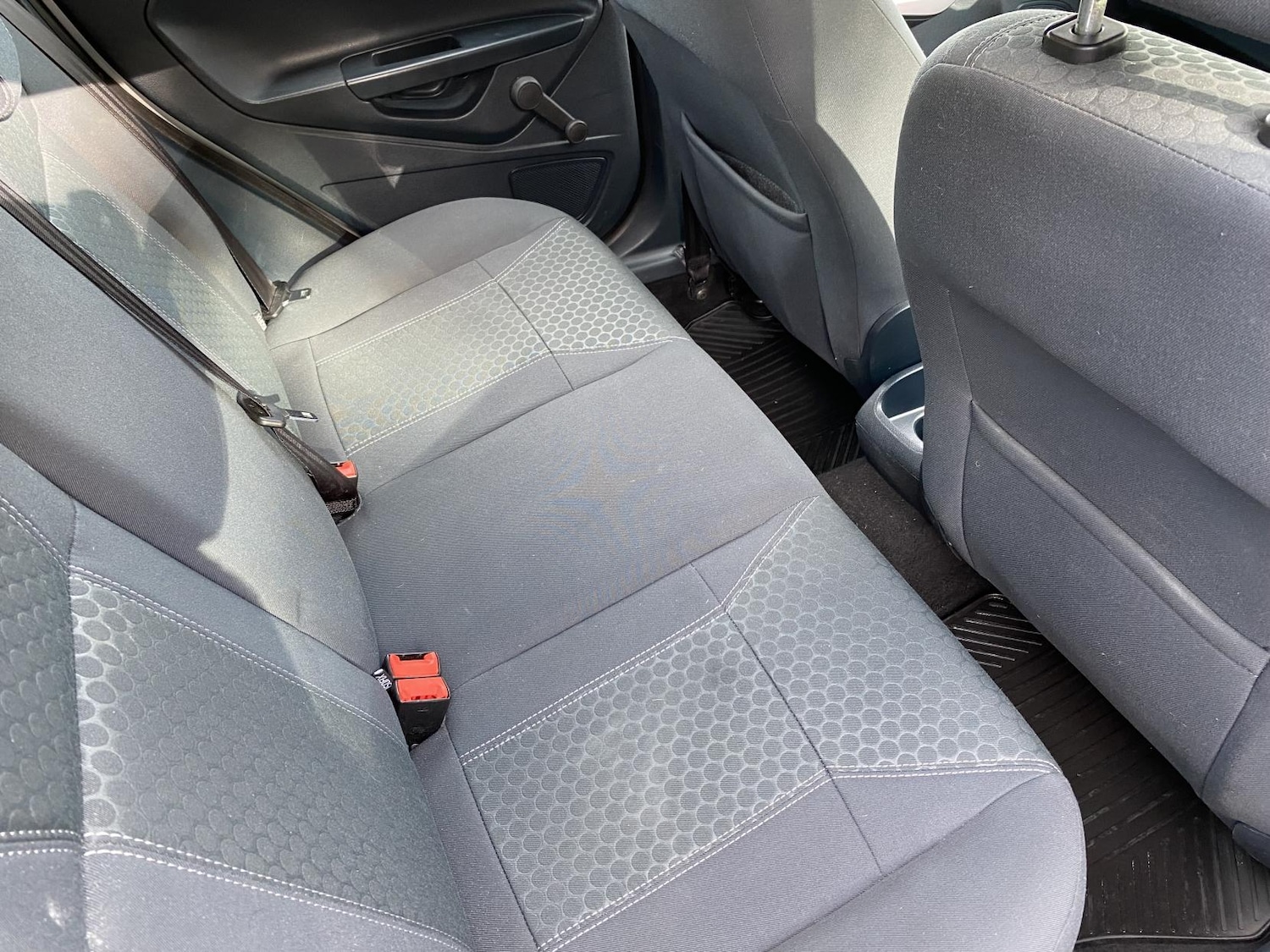 Used Ford Fiesta 2012 for sale - 76397290: Photo 12