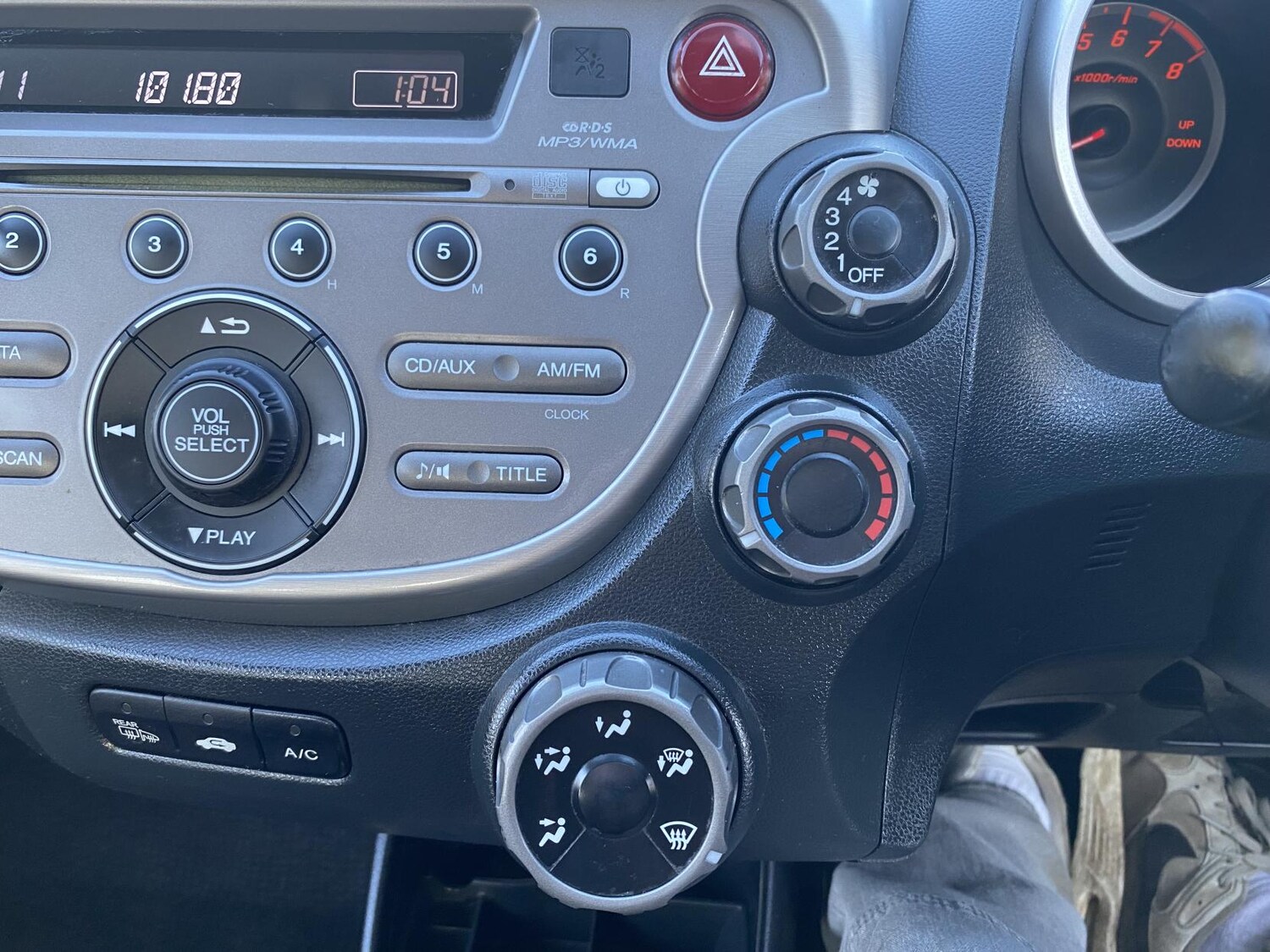 Used Honda Jazz 2010 for sale - 77833751: Photo 36