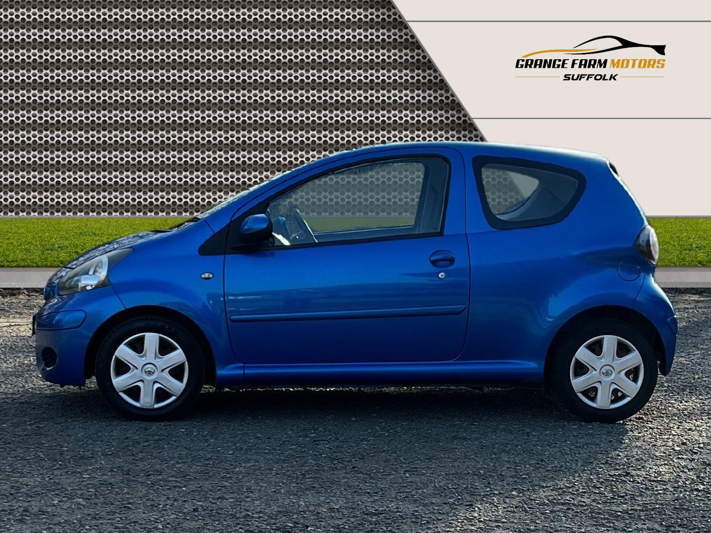 Used Toyota AYGO 2010 for sale - 77778724: Photo 2