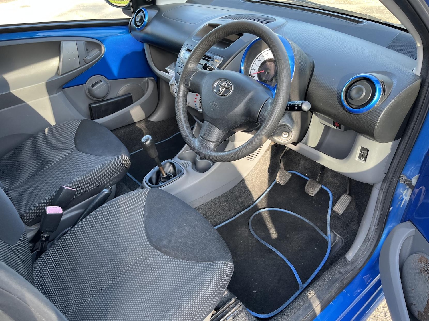 Used Toyota AYGO 2010 for sale - 77778724: Photo 29