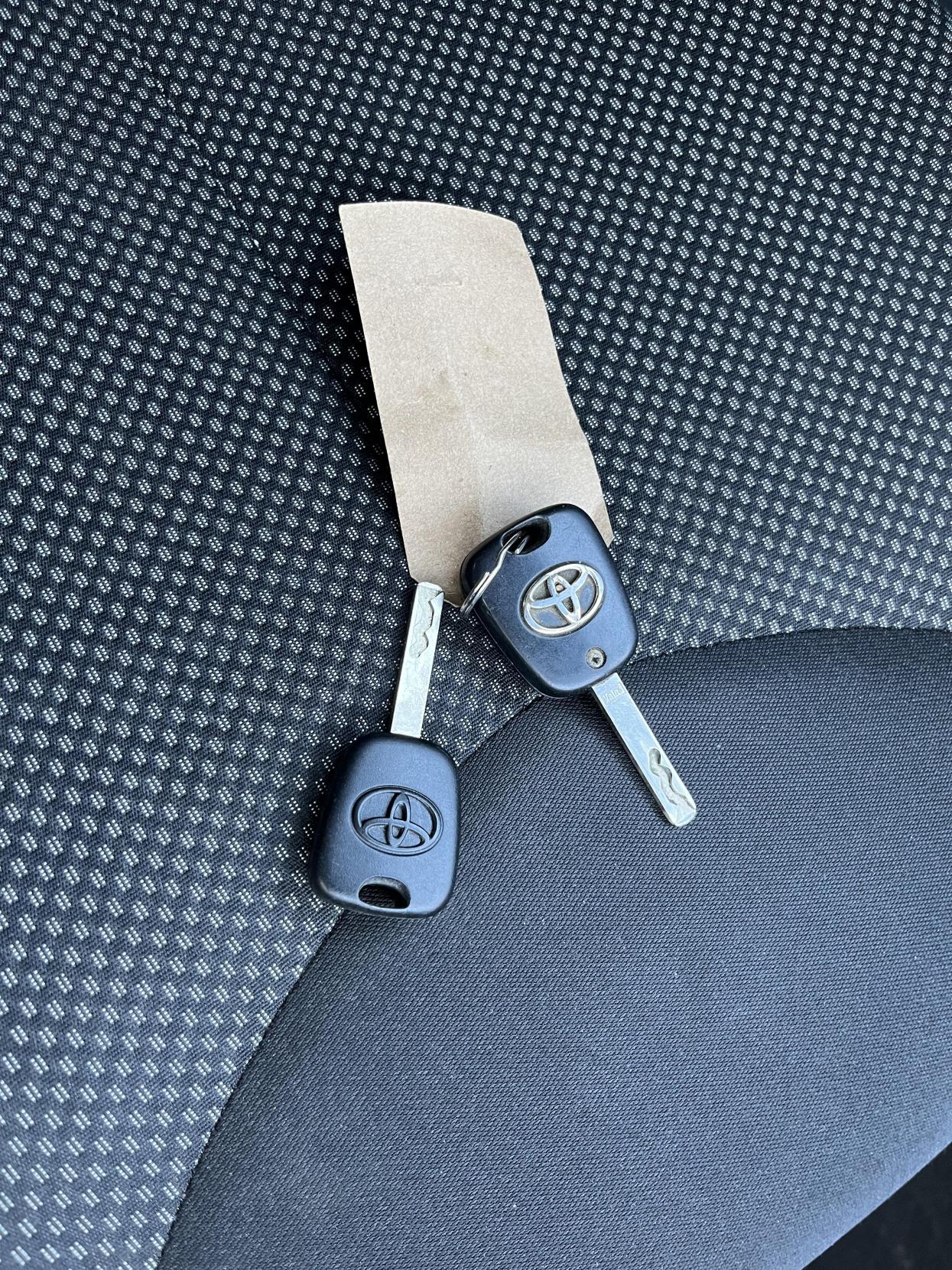 Used Toyota AYGO 2010 for sale - 77778724: Photo 36