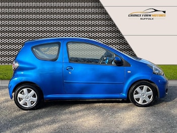 Used Toyota AYGO 2010 for sale - 77778724: Photo