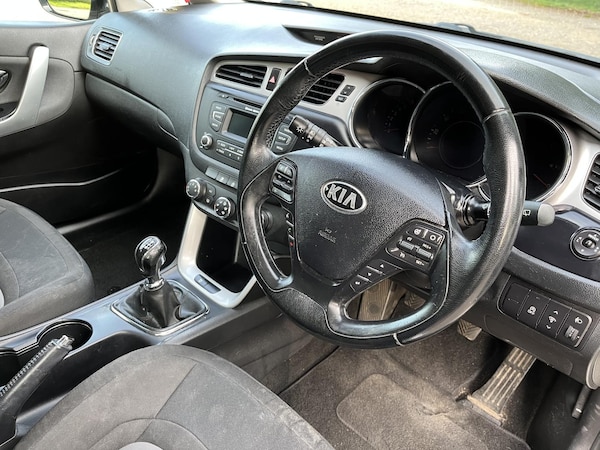 Used Kia Ceed 2014 for sale - 76108331: Photo 34