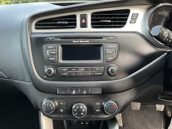 Used Kia Ceed 2014 for sale - 76108331: Photo 36