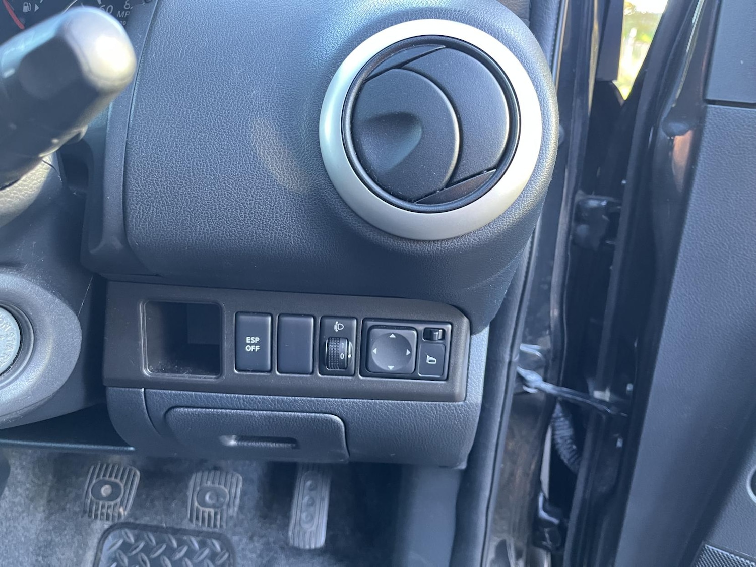 Used Nissan Note 2013 for sale - 76652949: Photo 25