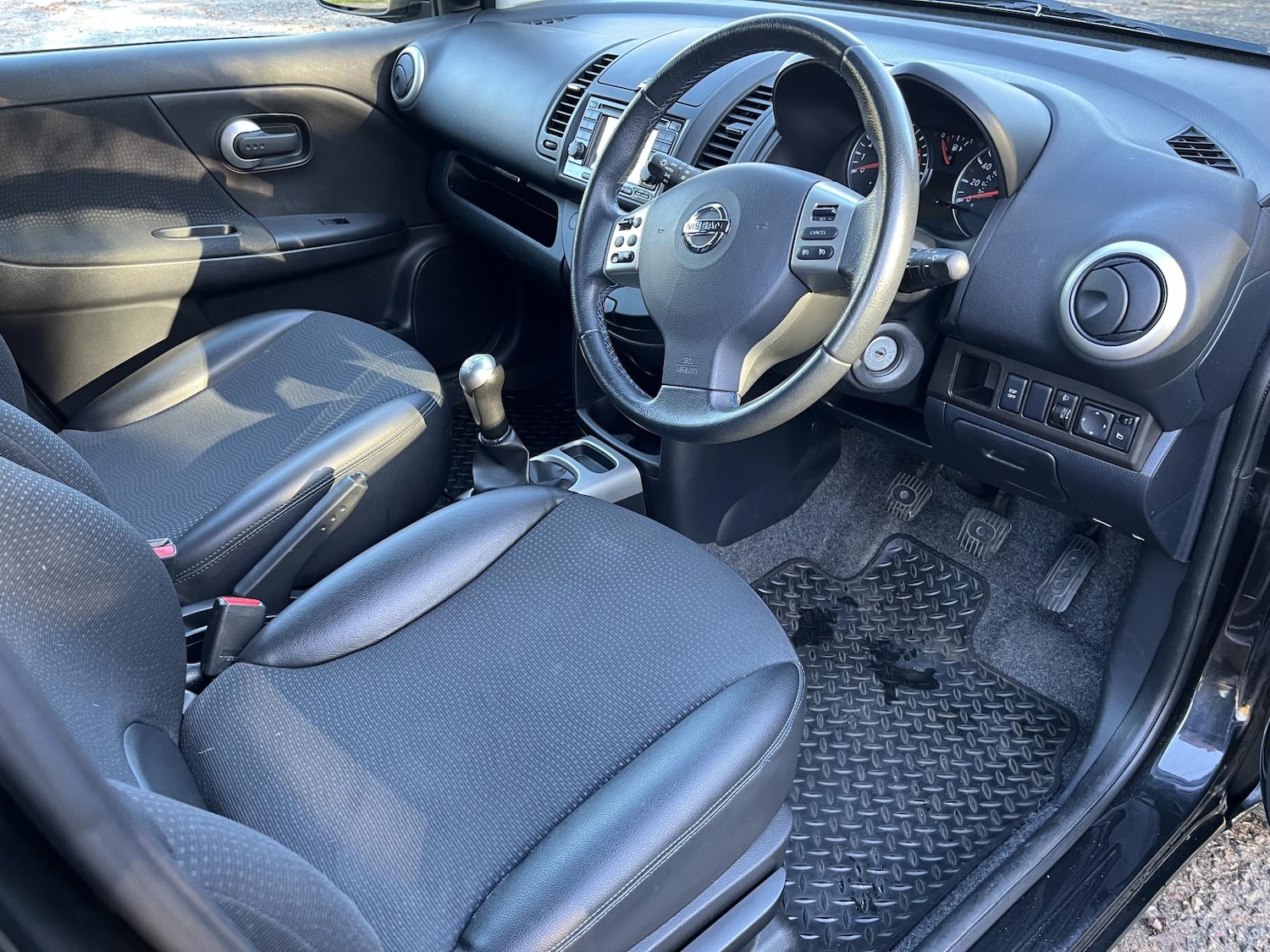 Used Nissan Note 2013 for sale - 76652949: Photo 27