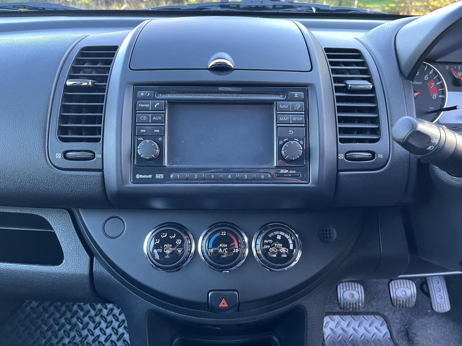 Used Nissan Note 2013 for sale - 76652949: Photo 31