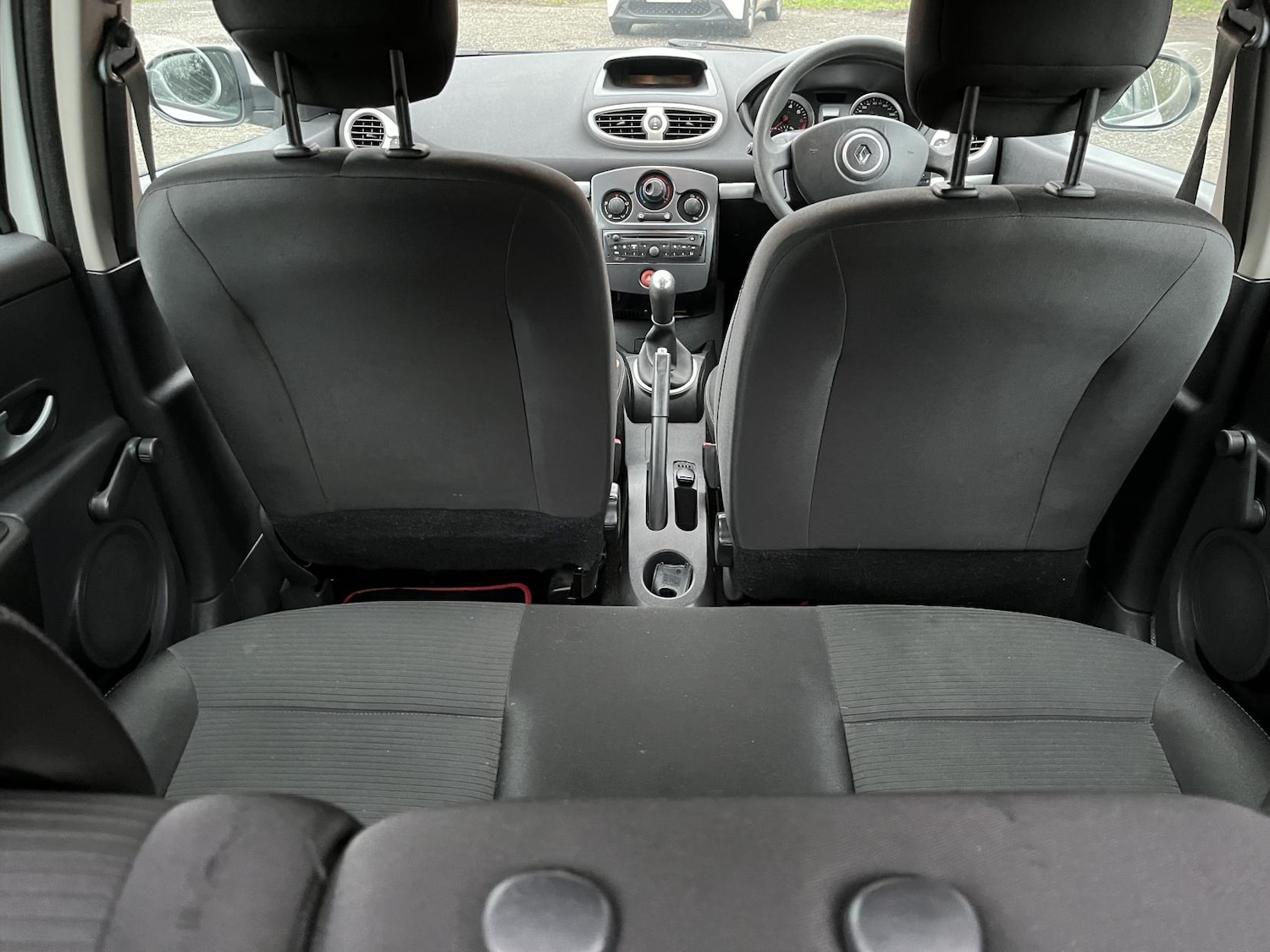 Used Renault Clio 2012 for sale - 77409907: Photo 15