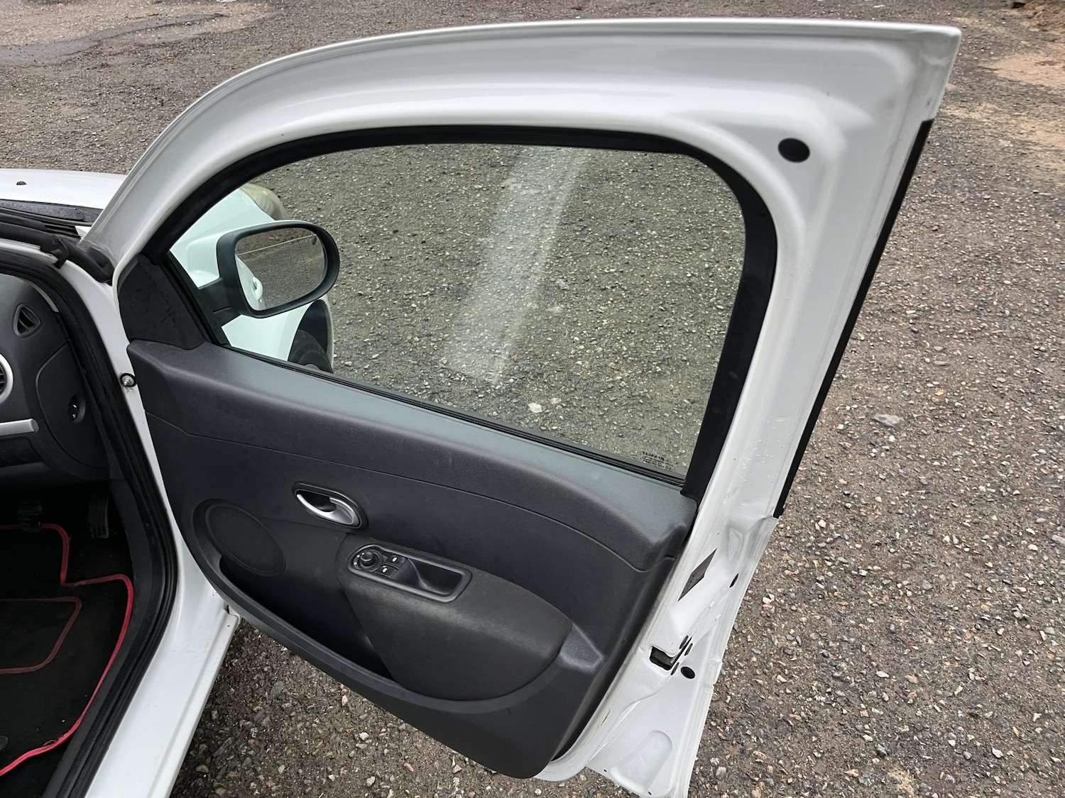 Used Renault Clio 2012 for sale - 77409907: Photo 20