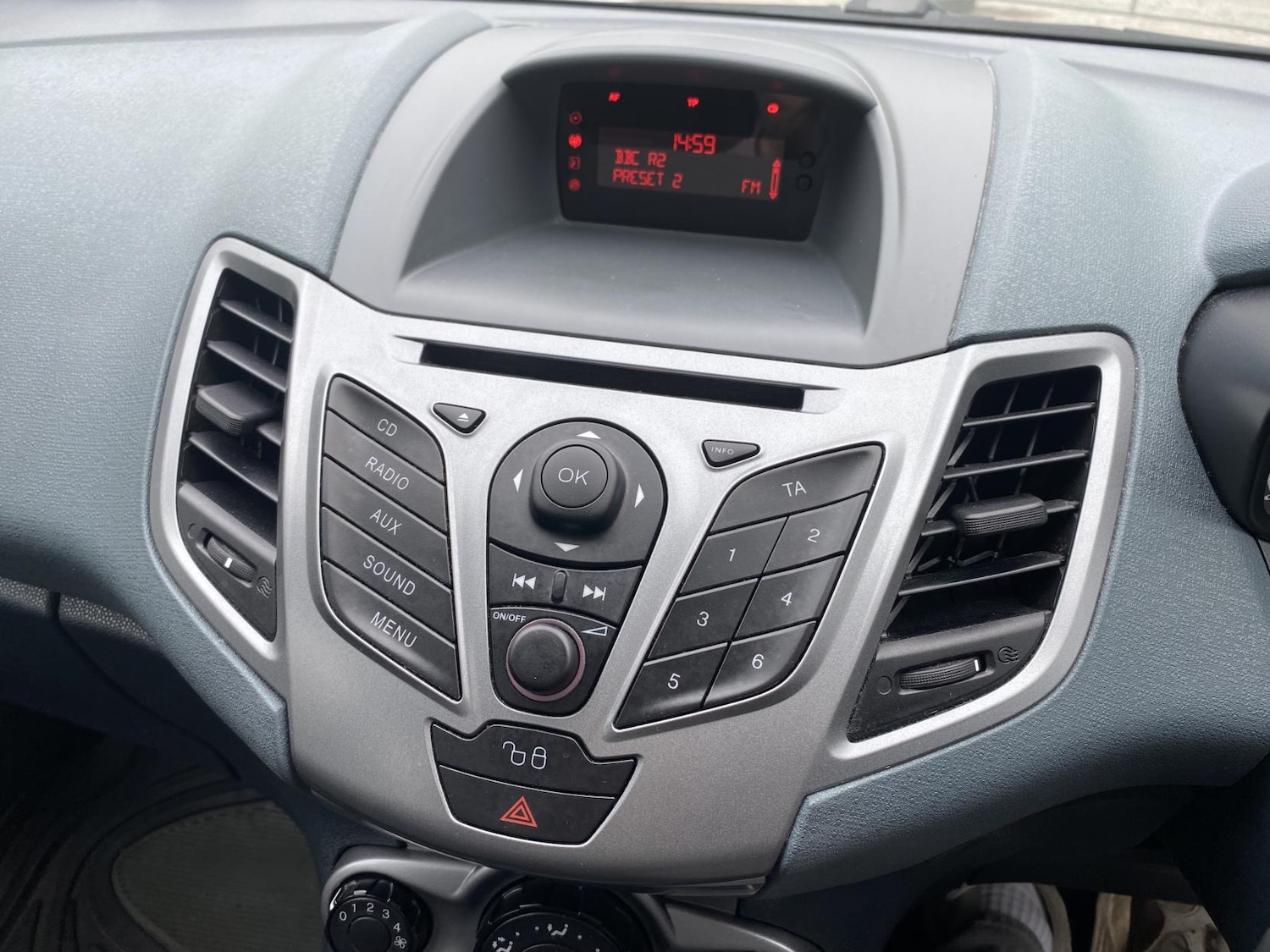 Used Ford Fiesta 2011 for sale - 78005600: Photo 17