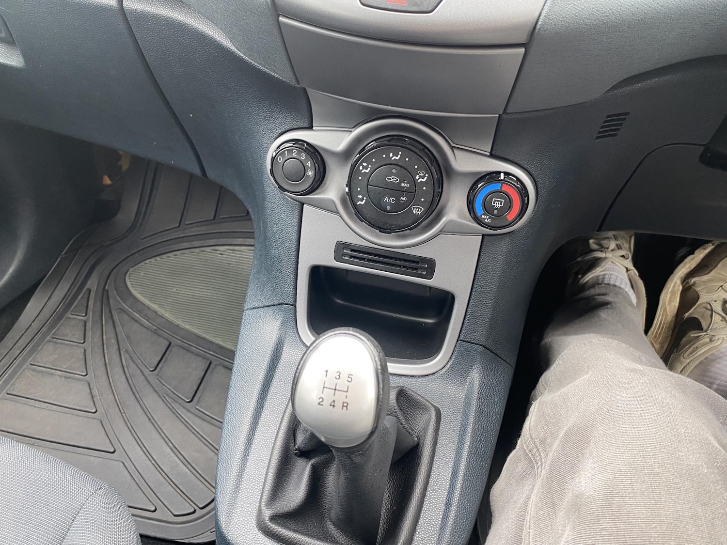 Used Ford Fiesta 2011 for sale - 78005600: Photo 18