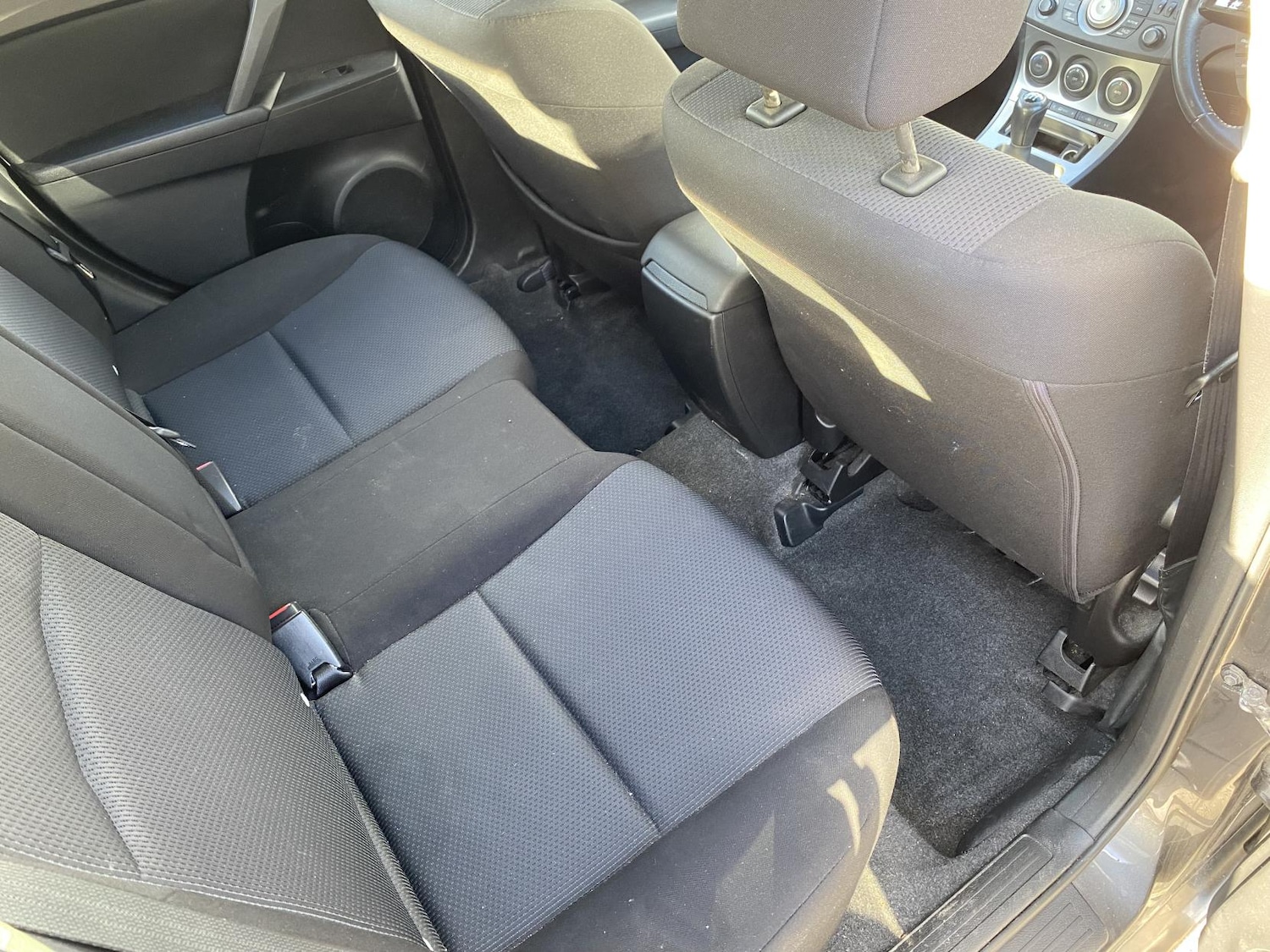 Used Mazda Mazda3 2010 for sale - 77891846: Photo 11