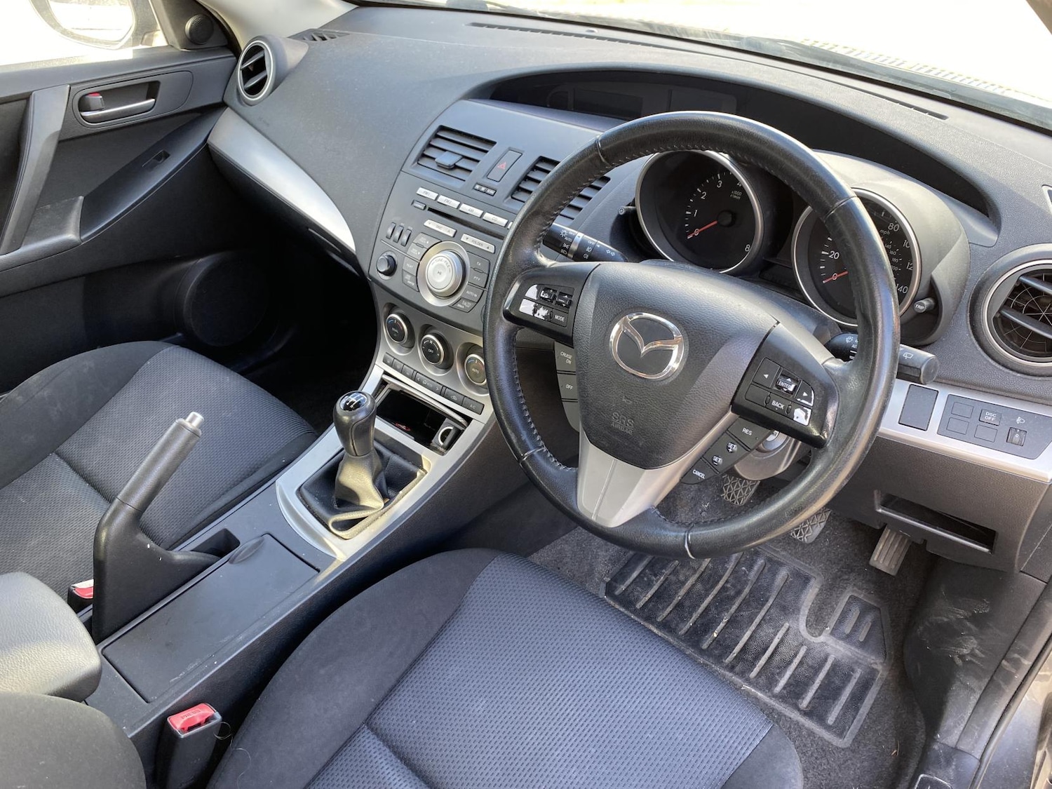 Used Mazda Mazda3 2010 for sale - 77891846: Photo 16