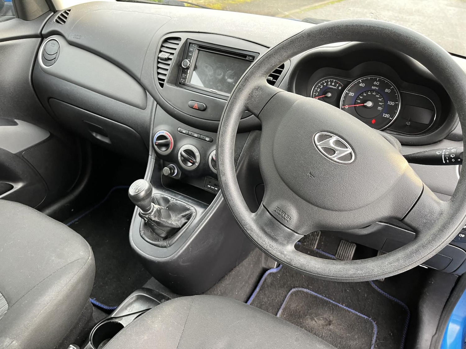 Used Hyundai i10 2011 for sale - 77694708: Photo 15