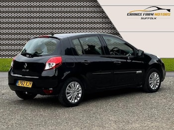 Used Renault Clio 2013 for sale - 79556992: Photo
